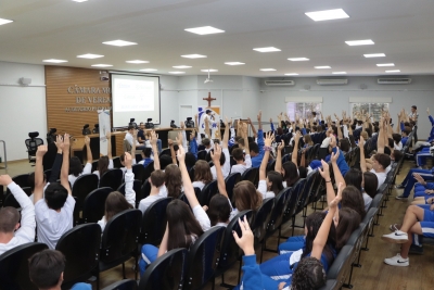 Aula Magna do ‘Empreendedorismo na Escola’ compartilha experiências de profissionais santa-helenenses com estudantes