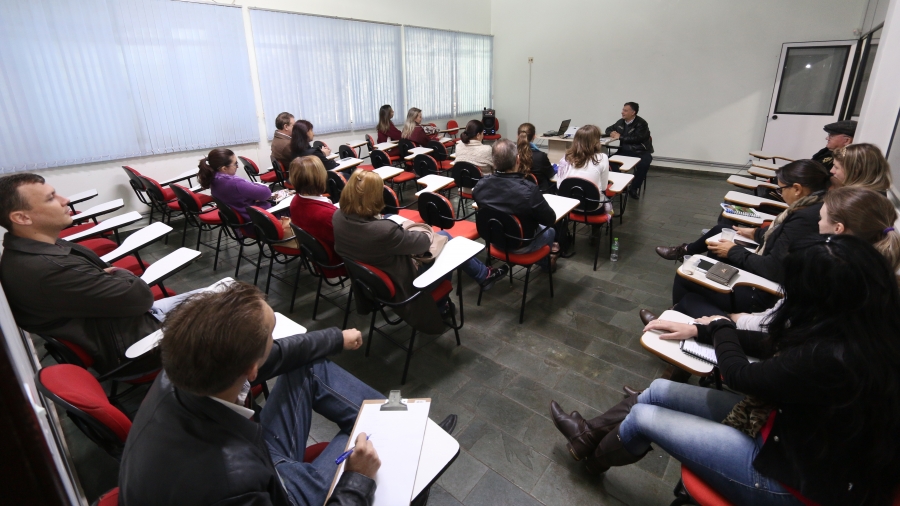 Escute o Especialista traz palestra sobre comunicação e marketing a Santa Helena