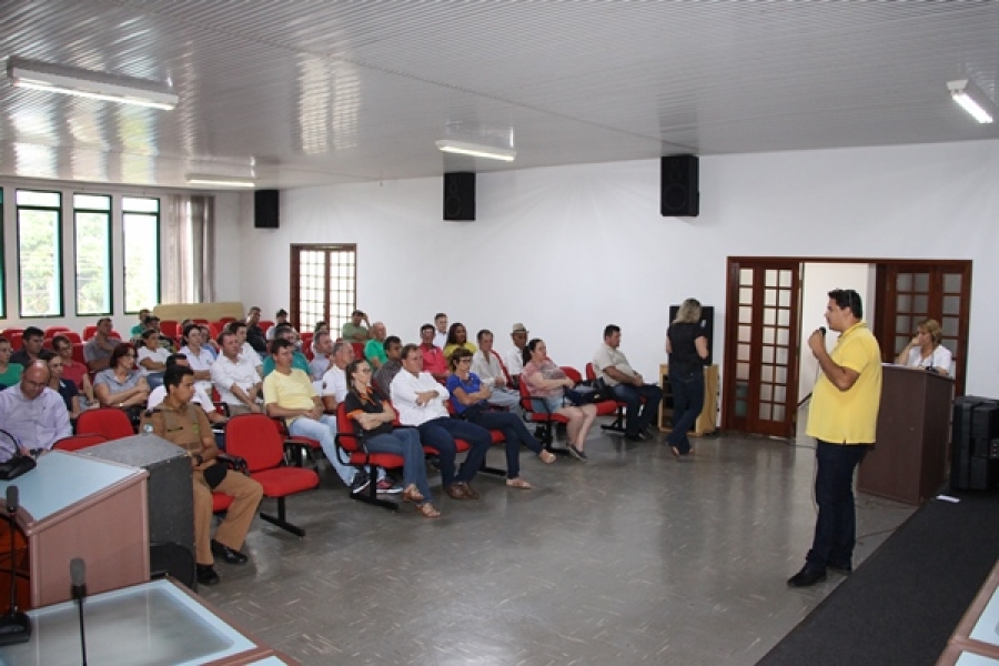 Acisa conclama empresários para se unirem no combate à dengue em Santa Helena