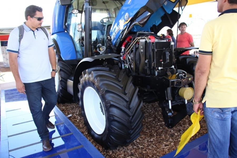 Acisa aproxima contato com expositores no Show Rural com vistas a Expo Santa Helena