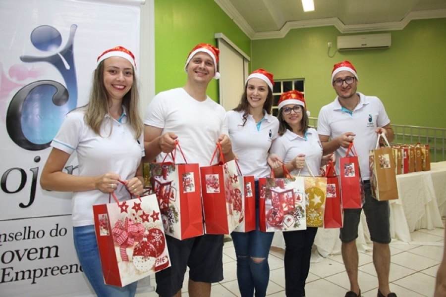 Cojem de Santa Helena participa de encerramento das atividades do CCICA com presença de personalidades do Natal