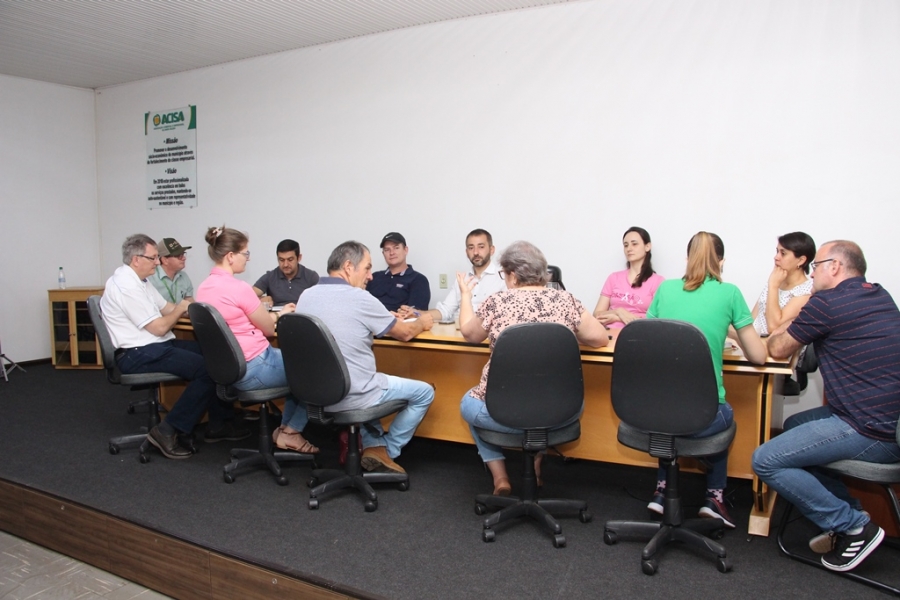 Desafios e Benefícios do Agronegócio é tema de workshop com produtores de Santa Helena