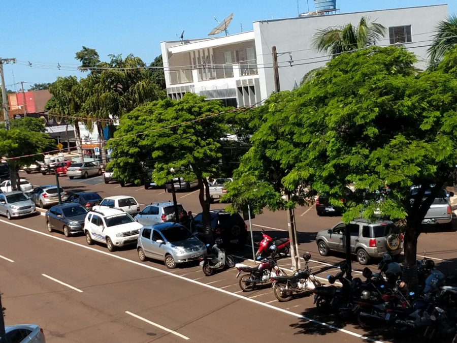 Horário especial do comércio de Santa Helena se estende até 31 de dezembro