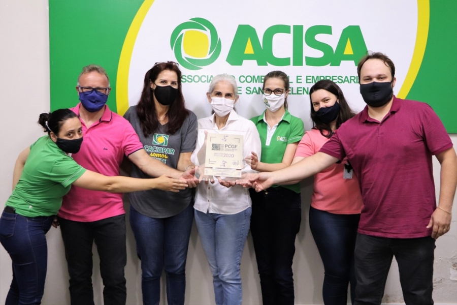 Acisa recebe placa de Certificação em Gestão da Faciap