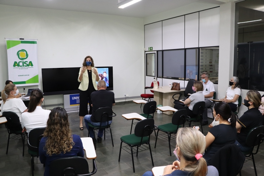 Acisa e Senai alertam indústrias de Santa Helena quanto ao cumprimento da lei destinada a aprendizagem de jovens