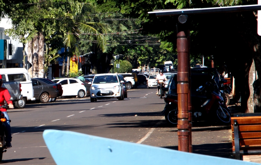 Apesar de ponto facultativo comércio ficará aberto em Santa Helena na próxima segunda-feira