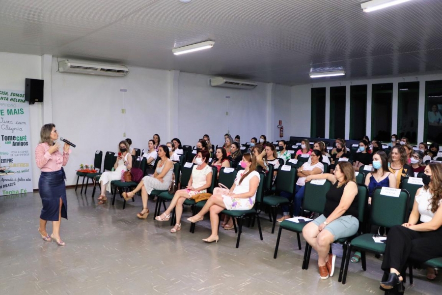 Palestra do CME de Santa Helena destaca o protagonismo feminino