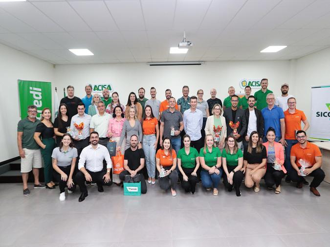 Talk show e visitas aos distritos marcam Semana do Associativismo da Acisa em Santa Helena
