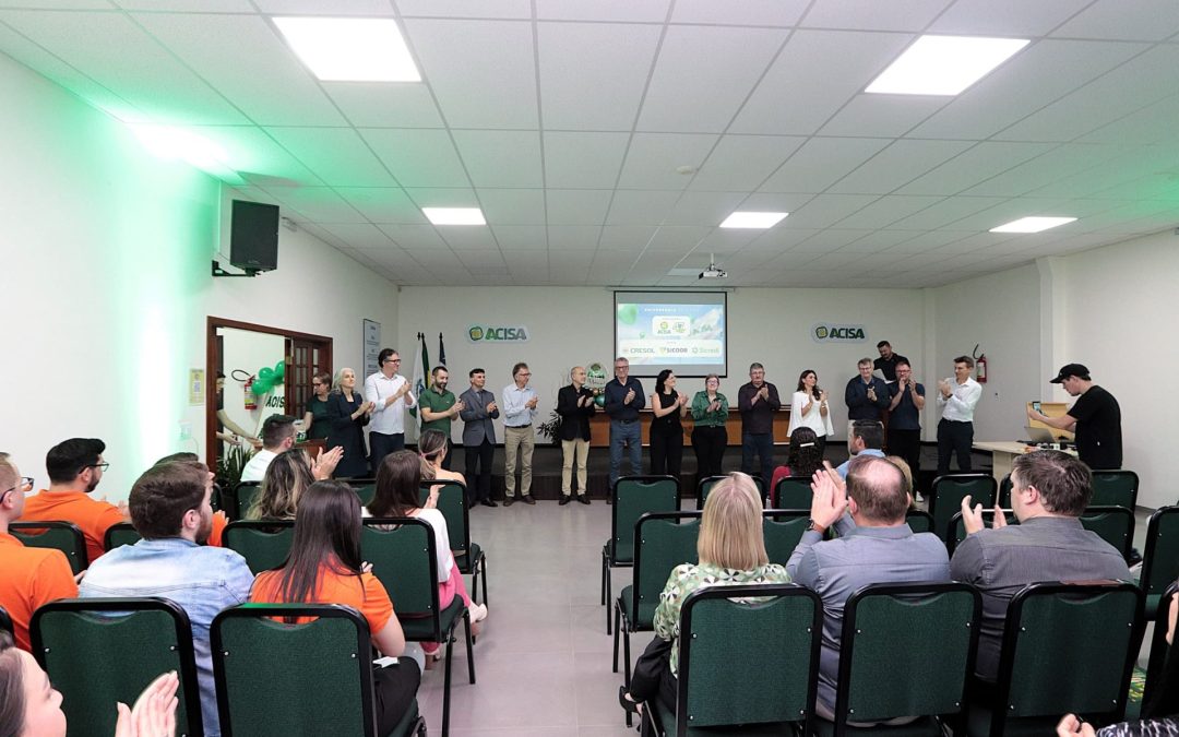 Acisa celebra 47 anos com palestras e atualização da galeria de presidentes